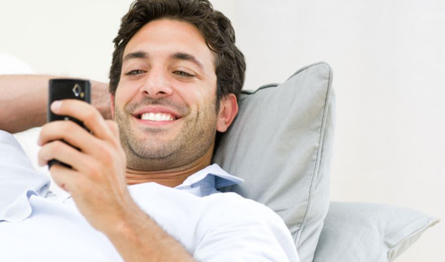 How to make a guy like you over texts