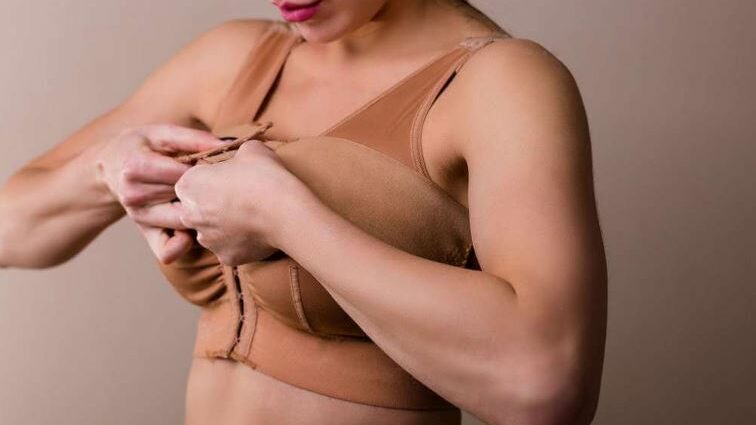 Clogged pores on breasts